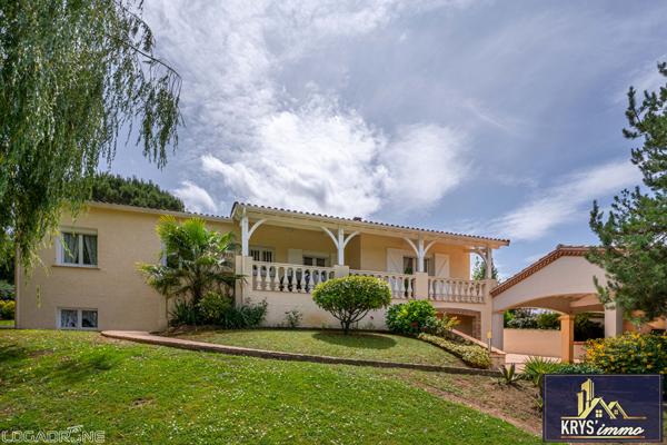 47300 VILLENEUVE SUR LOT Magnifique maison avec piscine à Villeneuve/Lot