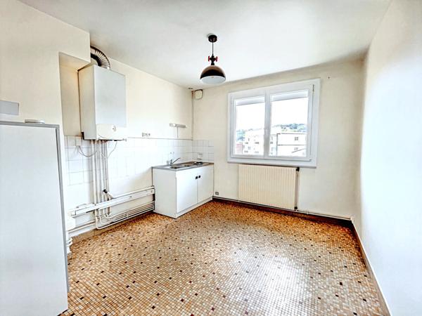 Location appartement près de BRIVE LA GAILLARDE - 3 pièce(s) - 66 m² - 560 €/mois