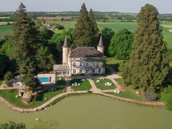 Château XVIII sur 4 Ha 50  de parc clos
