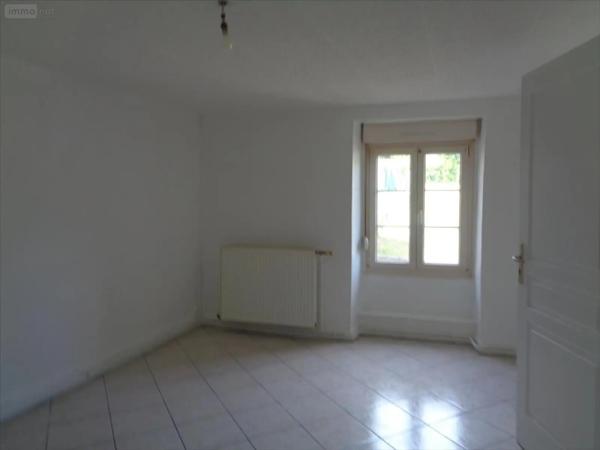 Location - Maison Chalindrey 52600 3 pièces 87 m 2