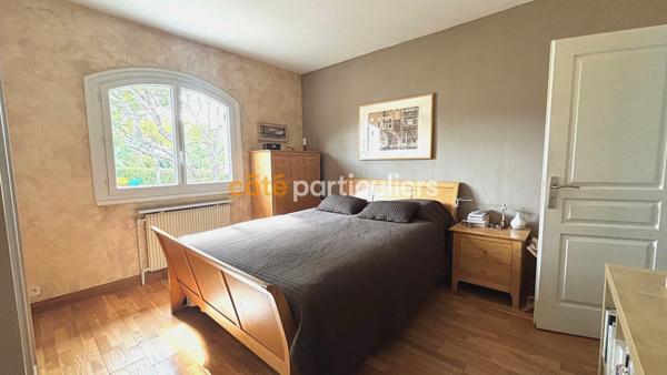 Vente Maison170 m² - 6 Pièces - MARTIGNAS SUR JALLE (33127)