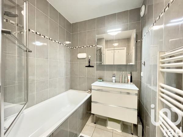 Apartment for sale 3 rooms 72 m² Villebon-sur-Yvette