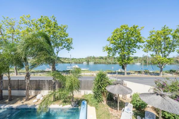 Agde. Villa 6 pièces 223 m²