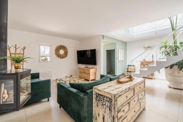 Agde. Villa 6 pièces 223 m²