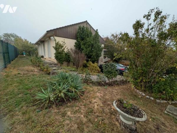 À vendre : charmante maison individuelle de plain-pied sur sous-sol complet, idéalement située ...