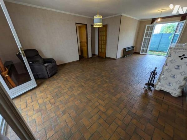 À vendre : charmante maison individuelle de plain-pied sur sous-sol complet, idéalement située ...