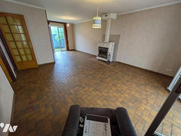 À vendre : charmante maison individuelle de plain-pied sur sous-sol complet, idéalement située ...