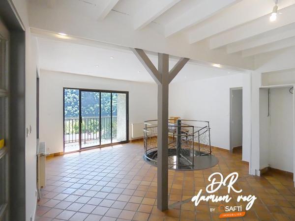 Maison de village 110m², secteur prisé vue Loire