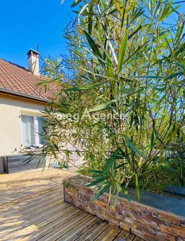 Maison à LA BAZOGE, 72650 - 5 pièces 90m²