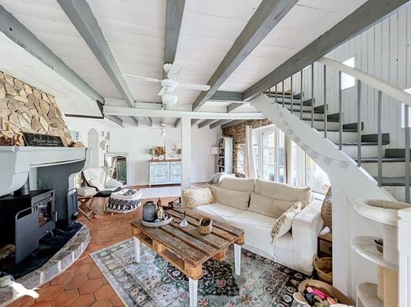 Maison à vendre 234 300 € Étouars 4 p 135 m² DPE C