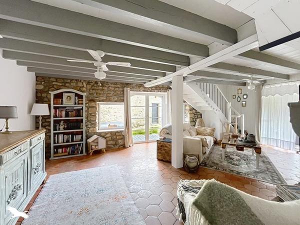 Maison à vendre 234 300 € Étouars 4 p 135 m² DPE C