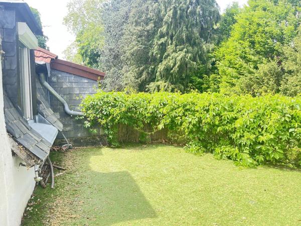 Vente                                                      Appartement
                        
                     4 pièces                      115 m2                     à Nevers