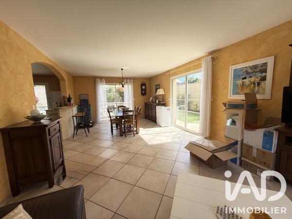Location maison 4 pièces 115 m² Mérignac
