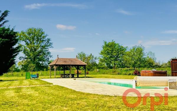 Maison à vendre    9 pièces • 250 m2 Morlac