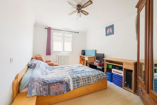 Vente Maison 4 pièces 92 m2 à Saint-Hilaire-de-Lusignan