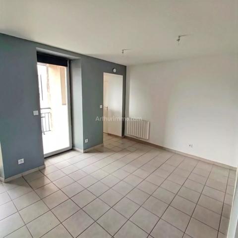 Location                                                      Appartement
                        
                     2 pièces                      51 m2                     à Belley