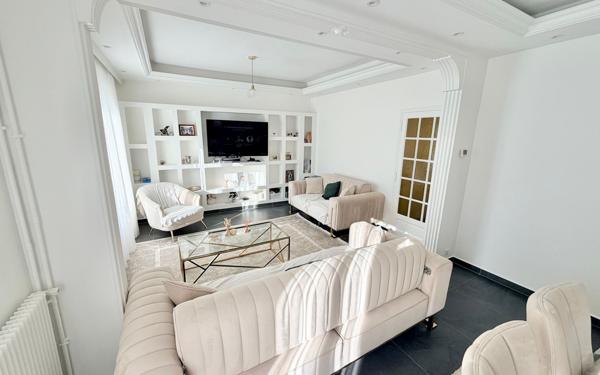 Maison à vendre    6 pièces •  Drancy
