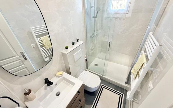 Maison à vendre    6 pièces •  Drancy