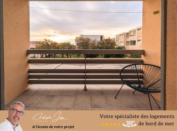 T2 avec terrasse et parking direct plage