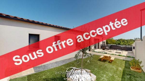 EN EXCLUSIVITE - PLAIN PIED - 3 CHAMBRES DONT UNE SUITE PARENTALE - CLIMATISATION GAINABLE - GARAGE - VUE DEGAGÉE