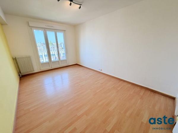 APPARTEMENT T3 AVEC BALCON & ASCENSEUR – BREST BELLEVUE (RUE DUC D’AUMALE)