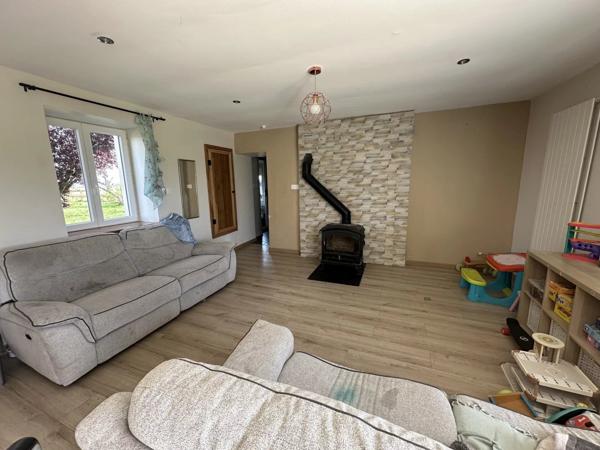 Vente                                                      Ferme
                        
                     6 pièces                      156 m2                     à Chauvigny