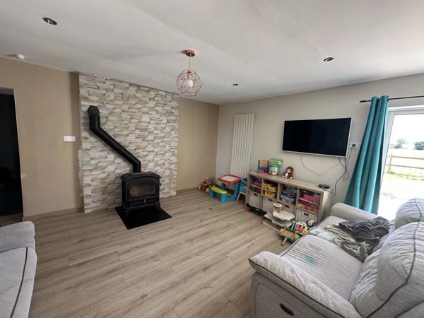 Vente                                                      Ferme
                        
                     6 pièces                      156 m2                     à Chauvigny