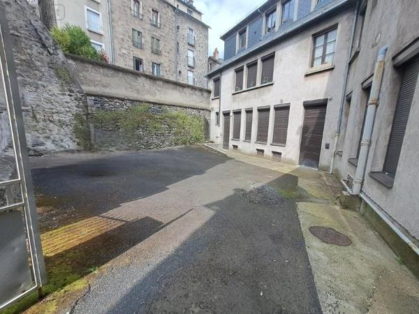Appartement à vendre à Murat dans le Cantal (15300), ref : 044/1229