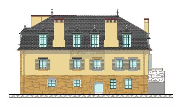 Vente                                                      Local commercial
                        
                                         164 m2                     à Landerneau