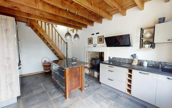Maison à vendre    10 pièces •  Lignol