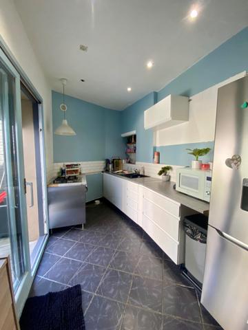 MAGNIFIQUE DUPLEX AVEC TERRASSE EN HYPER CENTRE