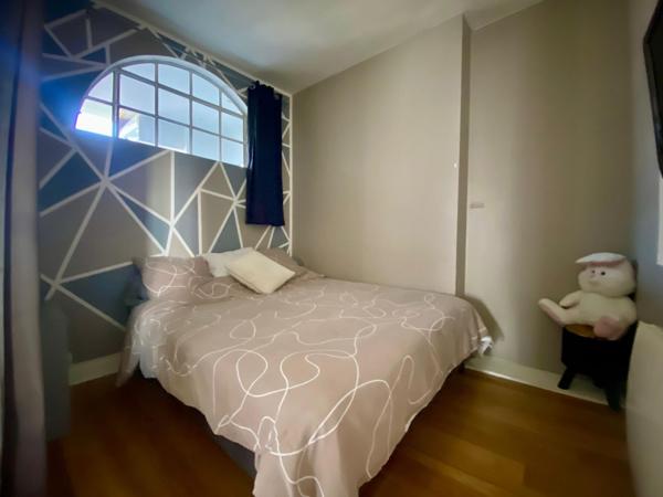 MAGNIFIQUE DUPLEX AVEC TERRASSE EN HYPER CENTRE