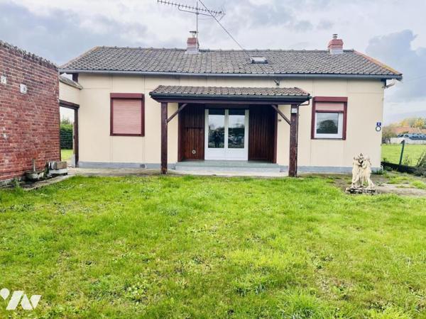 MAISON TYPE CHALET SUR 1300 m2 DE TERRAIN 