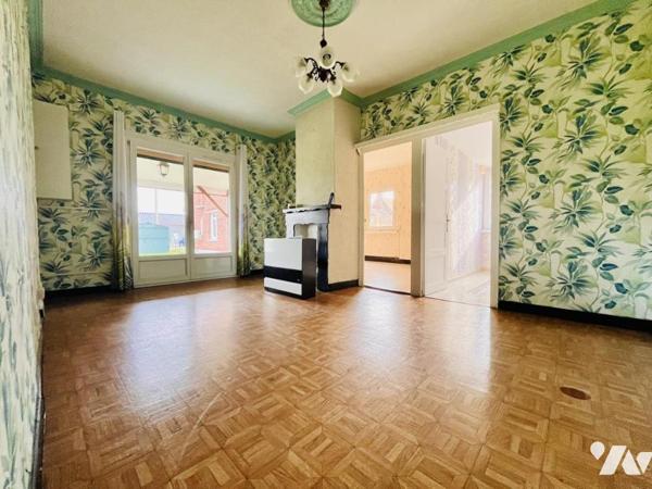 MAISON TYPE CHALET SUR 1300 m2 DE TERRAIN 