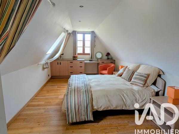 Maison à vendre 5 pièces 206 m² Saint-Jean-Lespinasse