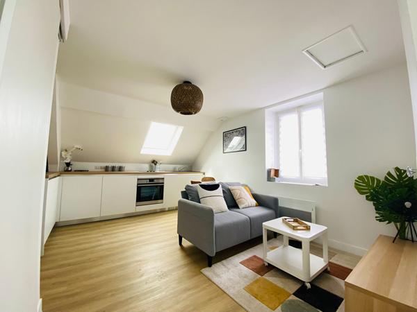 Rue de Coulmiers – Charmant T2 au dernier étage d’une petite copropriété.