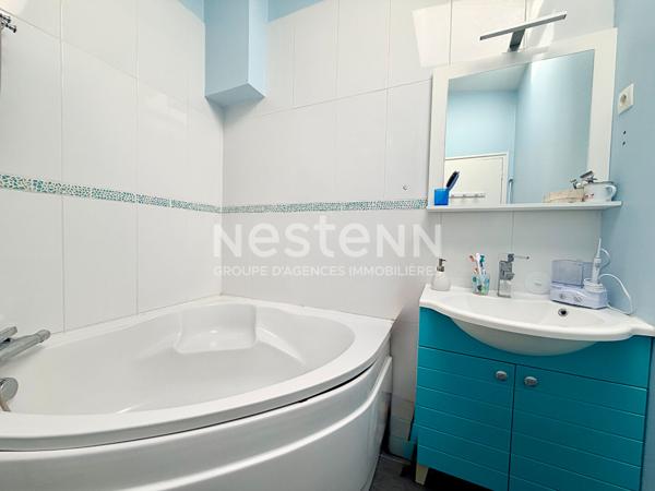 PESSAC- LADONNE - Maison individuelle - 2ch - Plain pied- Jardin