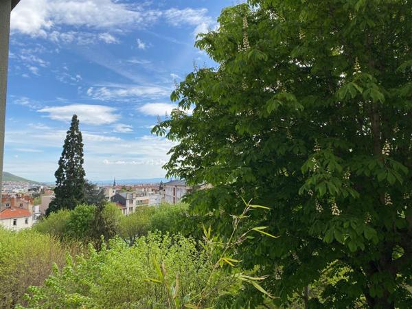 Vente Appartement96 m² - 4 Pièces - CHAMALIERES (63400)