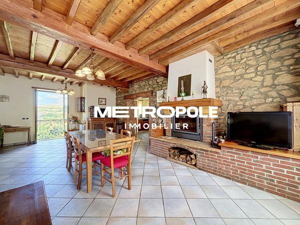 Maison 3 pièce(s) 2 chambre(s) 133 m²