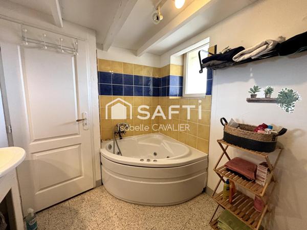 Jolie maison de village au coeur de Vedene