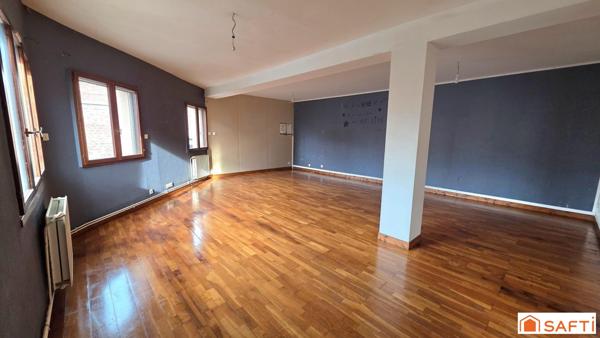 Maison familiale T5 avec travaux et grand potentiel, garage et terrasse