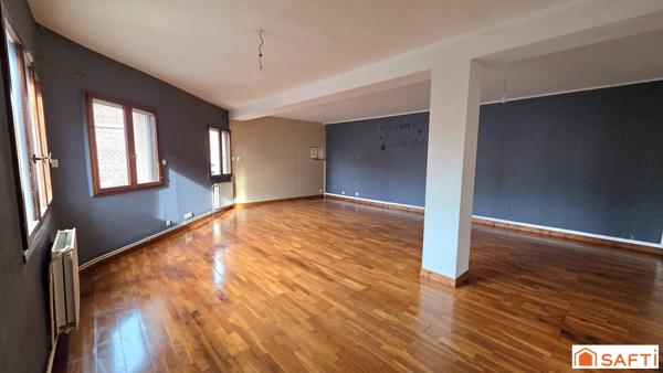 Maison familiale T5 avec travaux et grand potentiel, garage et terrasse