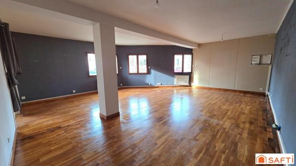 Maison familiale T5 avec travaux et grand potentiel, garage et terrasse