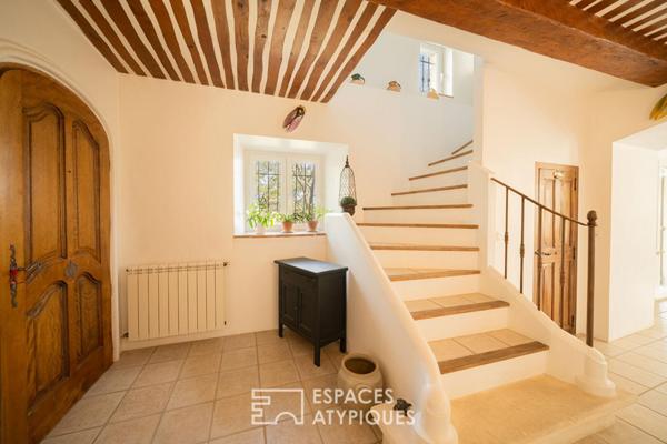 Propriété de caractère au coeur d’une oliveraie, Bastidon du 19e réinventé