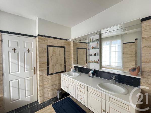 Maison à vendre  9 pièces - 232,18 m2 ST REMY LES CHEVREUSE - 78