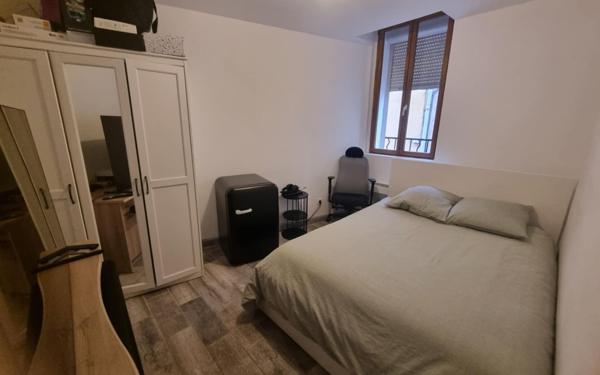 Immeuble à vendre    12 pièces • 238,75 m2 Carpentras