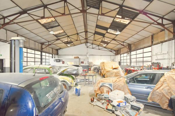 Local/bureau à vendre ANGERVILLE (91)