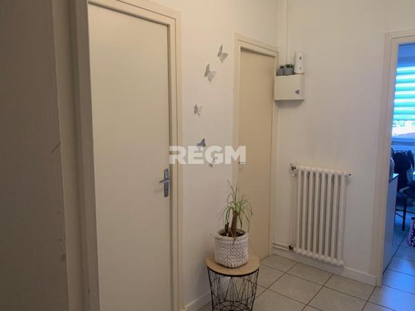 Riom (63200) Riom (63200) Immeuble investissement locatif.