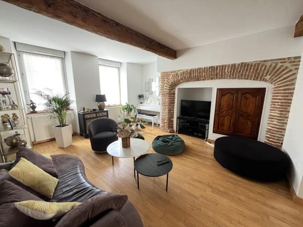 Maison à louer 1 200 € CC Labastide-St-Pierre 4 p 126 m² DPE B