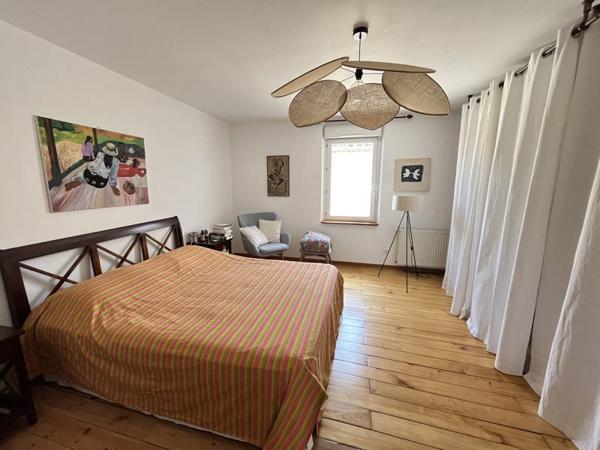 Maison à louer 1 200 € CC Labastide-St-Pierre 4 p 126 m² DPE B